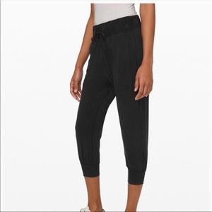 ISO: Lost in leisure crop jogger size 6